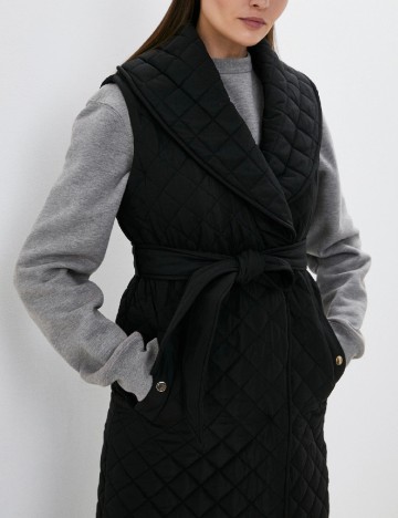 Vesta River Island, negru