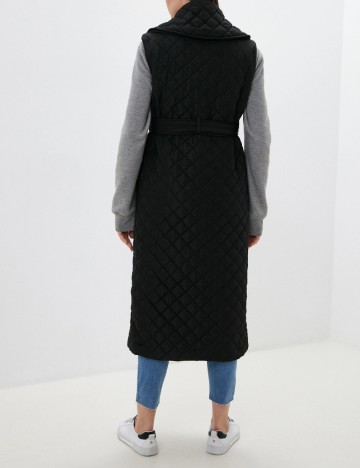 Vesta River Island, negru