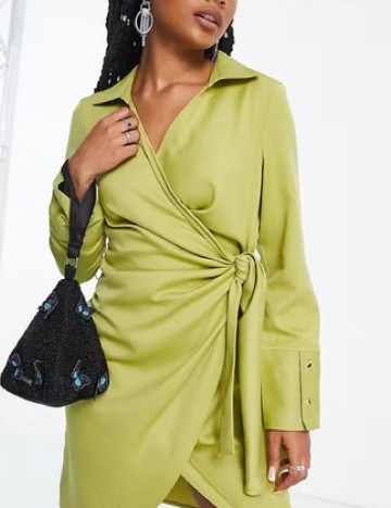 
						Rochie scurta extro&vert, verde