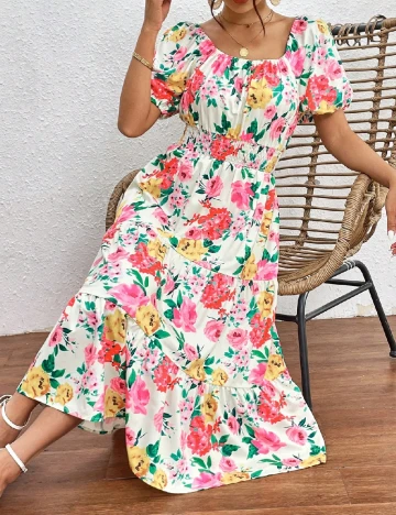 Rochie medie SHEIN, floral print