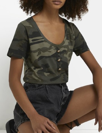 
						Tricou River Island, army