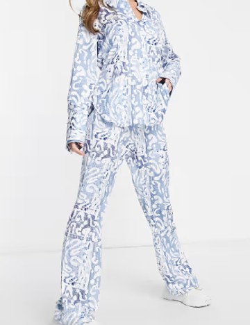 
						Pantaloni ASOS, albastru