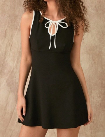 
						Rochie scurta Forever 21, negru