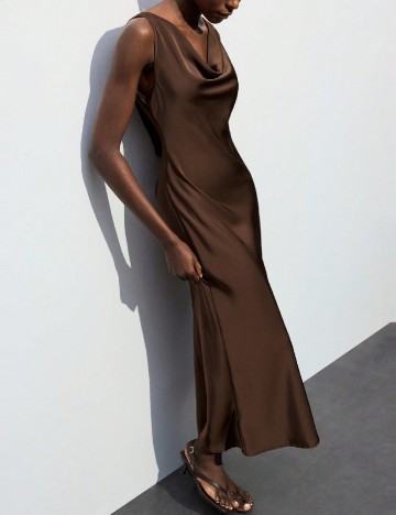 
						Rochie lunga SHEIN, maro