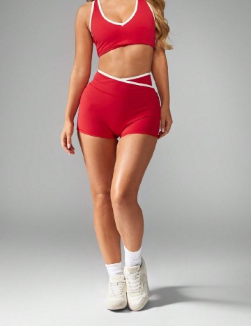 
						Pantaloni scurti Missguided, rosu