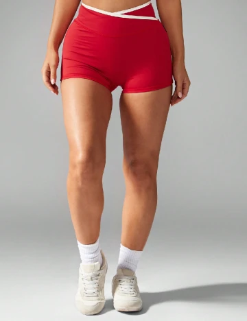 Pantaloni scurti Missguided, rosu