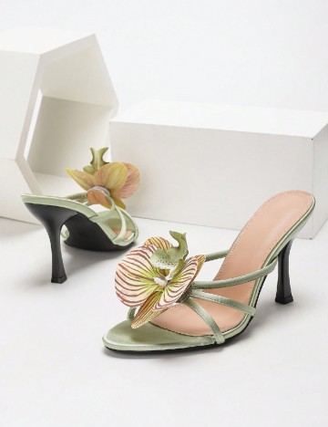 Saboti Cuccoo, verde