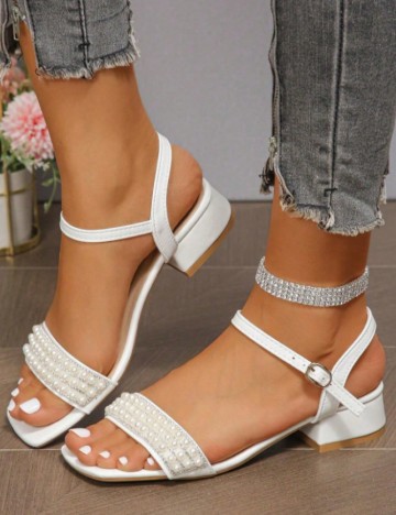 
						Sandale SHEIN, alb