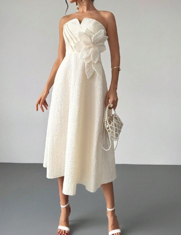 
						Rochie medie SHEIN, ecru