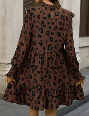 Rochie scurta Emery Rose, maro