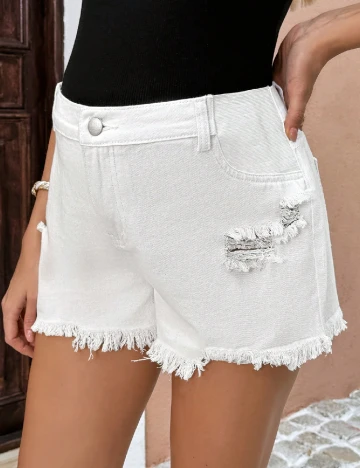 Pantaloni scurti SHEIN Maternity, alb