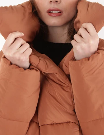 Geaca Oversize River Island, maro