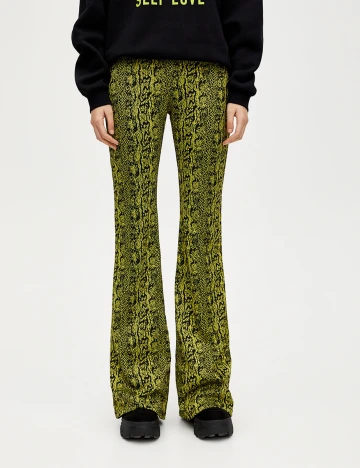Pantaloni Pull&Bear, verde, S