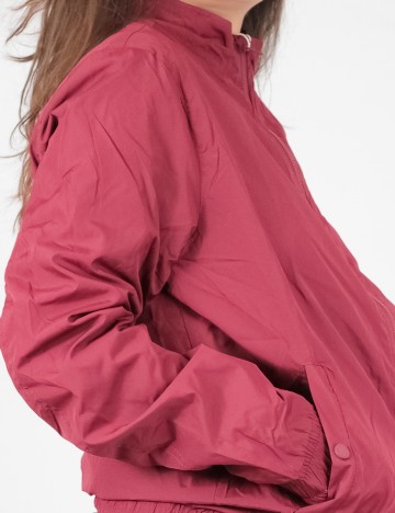 Jacheta Bershka, visiniu, S