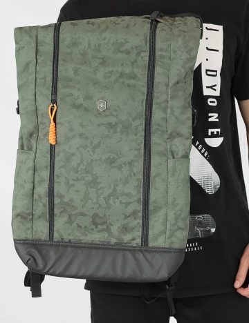 Ghiozdan VICTORINOX, army, UNIVERSAL Verde