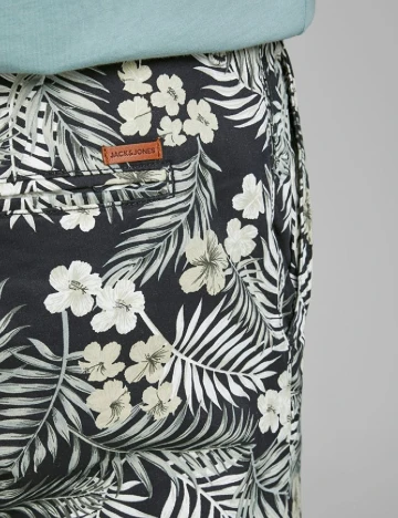 Pantaloni scurti Jack&Jones, floral, XS Floral print