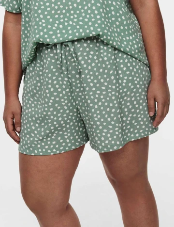 Pantaloni scurti Only Carmakoma, verde, 48 Verde