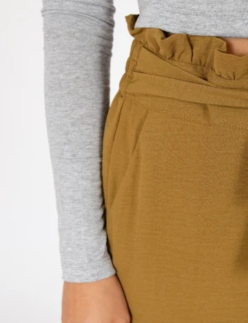 Pantaloni scurti Vila, kaki, 40