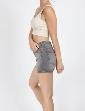 Pantaloni scurti Only, gri, S