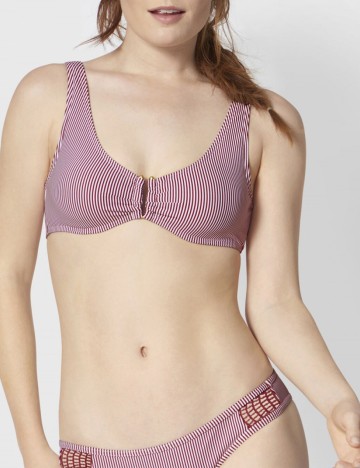 
						Sutien de baie Triumph, rosu