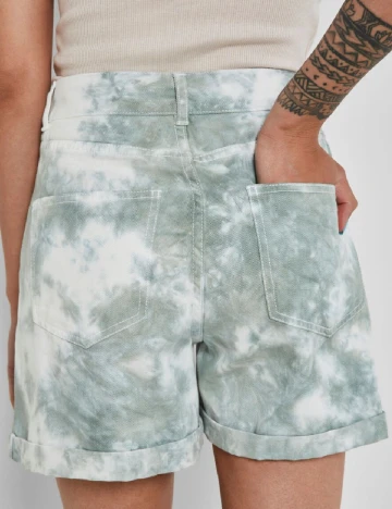 Pantaloni scurti Noisy May, verde, XS