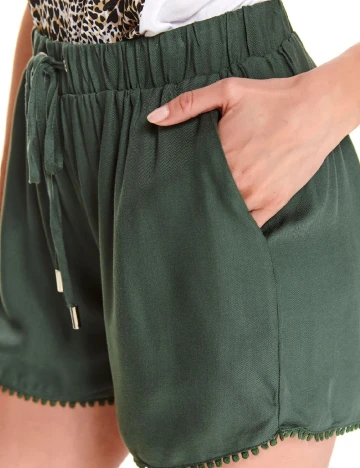 Pantaloni scurti Top Secret, verde, 40