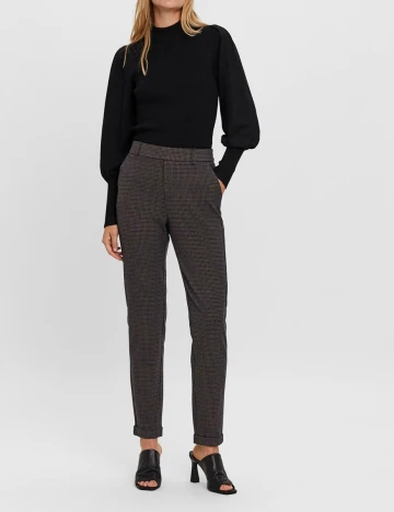 Pantaloni Vero Moda, maro inchis, XL/32