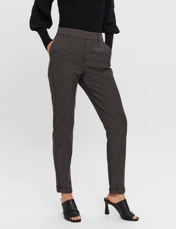 Pantaloni Vero Moda, maro inchis, XL/32
