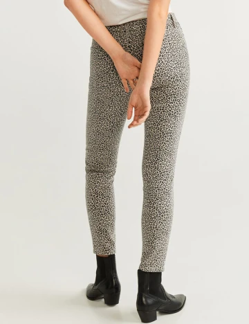 Pantaloni Mango, animal print, 34