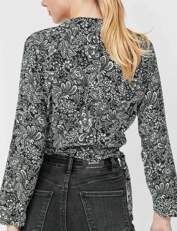 Top Stradivarius, negru, L Negru