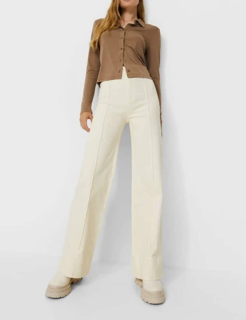 Blugi Stradivarius, crem deschis, 38 Crem