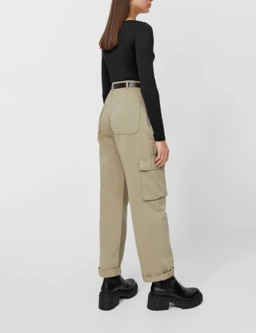 Pantaloni Stradivarius, verde, 34 Verde