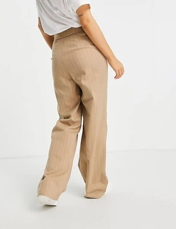 Pantaloni Stradivarius, maro, 38
