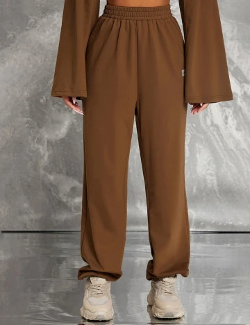 Pantaloni SHEIN, maro, S