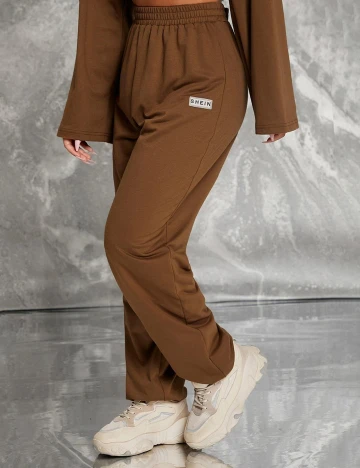 Pantaloni SHEIN, maro, S